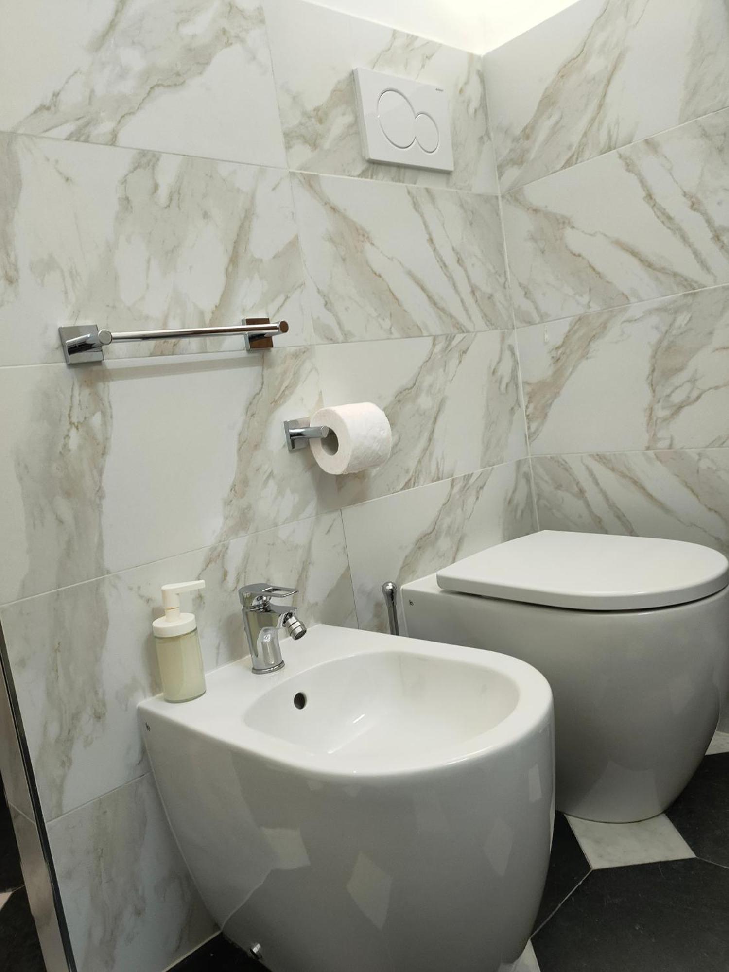 Rooms Ponte Calvi Genoa Exterior photo